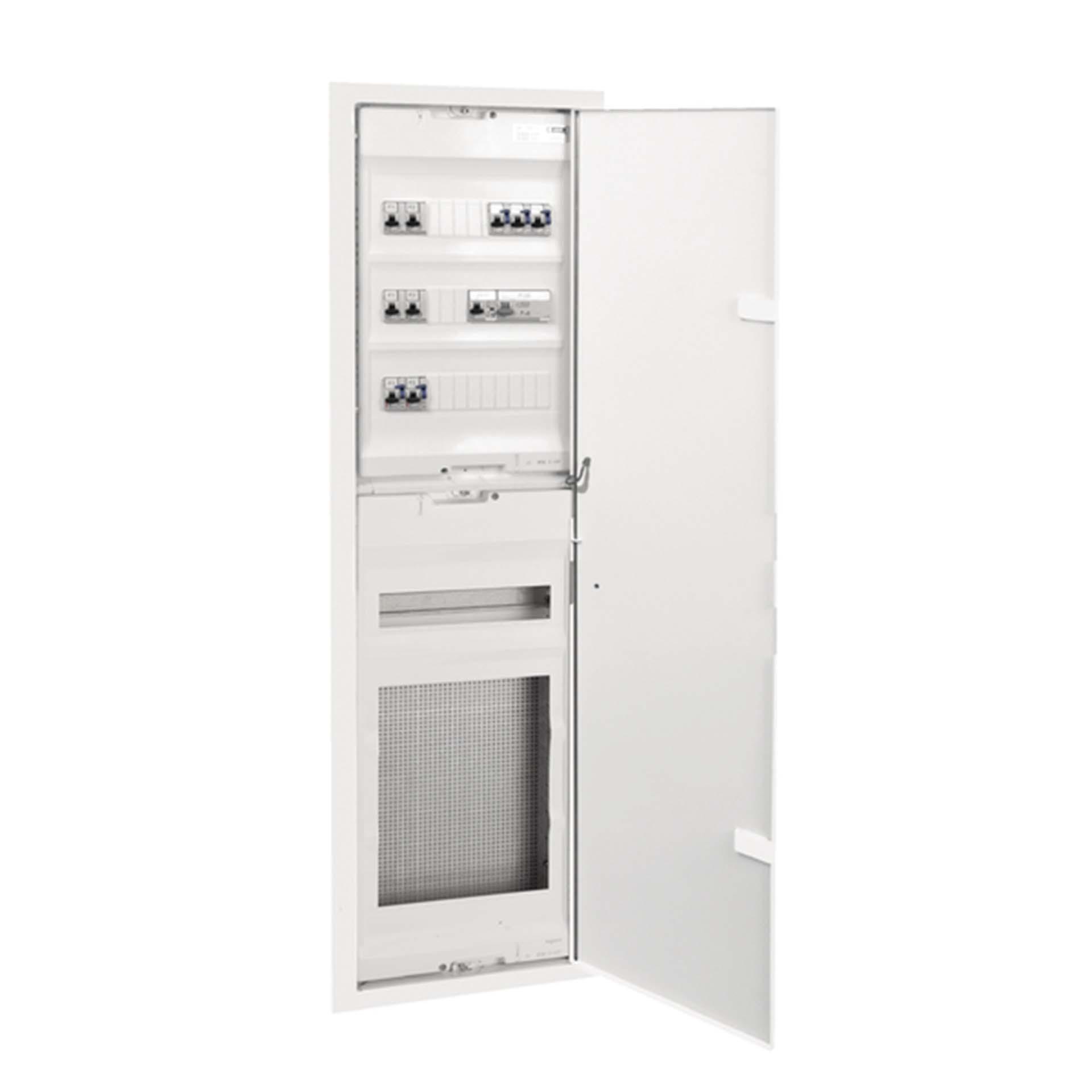 Scatola di distribuzione da incasso Ekinoxe con porta, 4x12TE, multimedia, 1305x355 mm