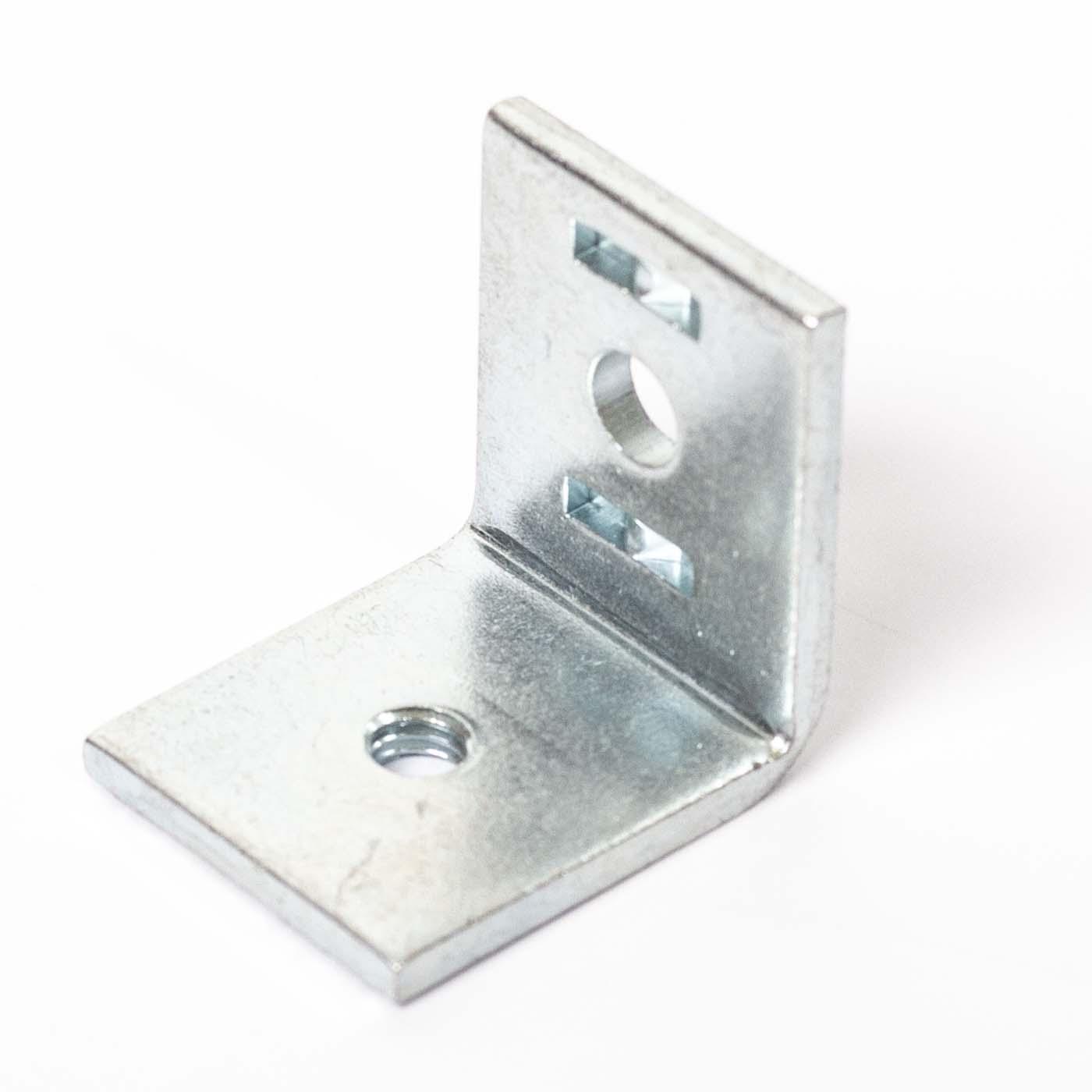 Universal bracket, Ø 6.5mm / M6, 25x30mm