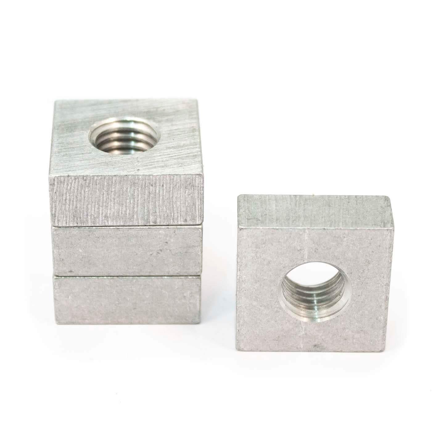 AZ 5.6 Dado scorrevole M6 in alluminio, 25x25x10mm AZ 5.6 Dado scorrevole M6 in alluminio, 25x25x10mm