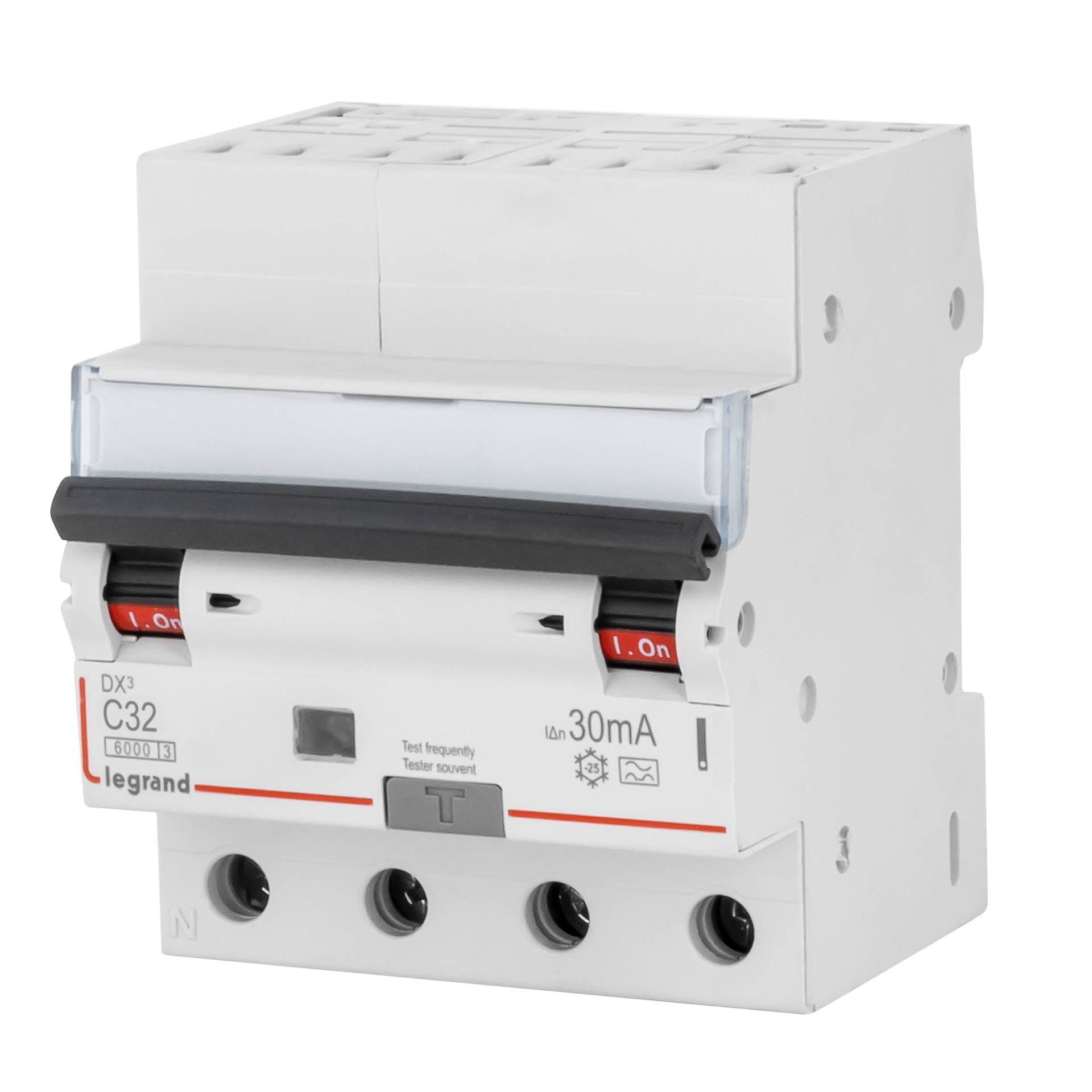 FI/LS Optimiert 4P, Charakteristik C / 32A (0.03A), Typ A, 6kA, Steckanschluss